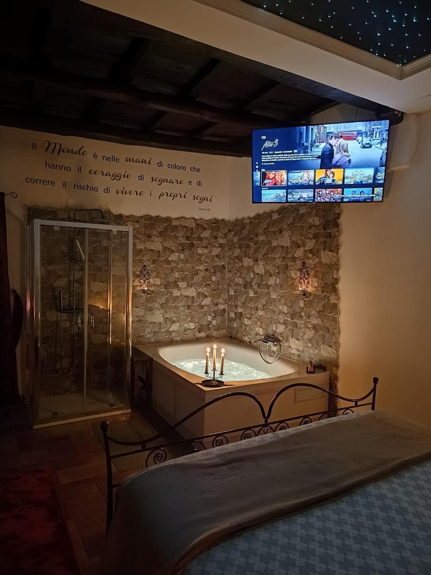Le 10&10 Idromassaggio In Vt Nepi